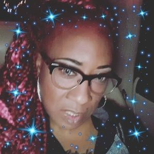 Meet your Posher, Jennavette